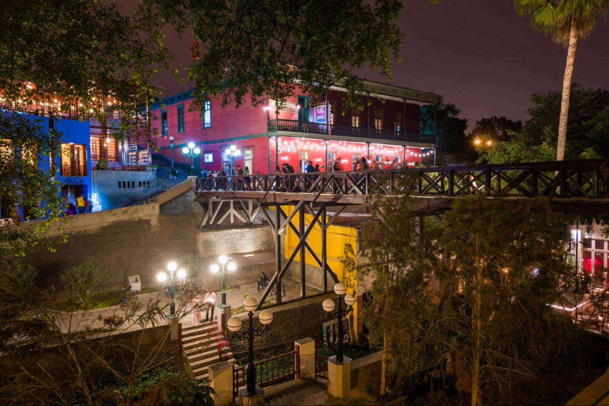 Хостел Mkl Barranco Лима Экстерьер фото